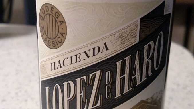 2016 Hacienda Lopez de Haro Blanco Image of a bottle of 2016 Hacienda Lopez de Haro Blanco