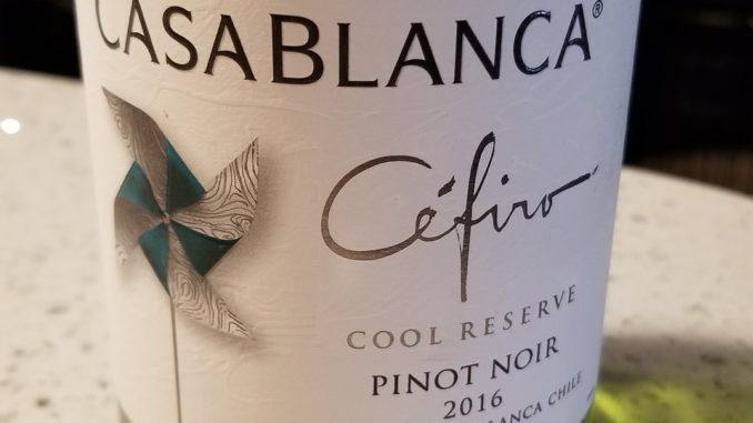 Image of a bottle of 2016 Vina Casablanca Cefiro Reserva Pinot Noir