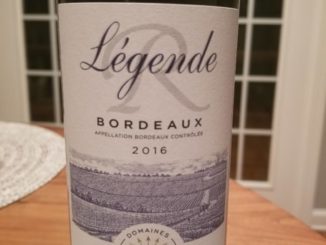 Image of a bottle of 2016 Legende Bordeaux Rouge