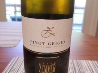 Image of a bottle of 2018 Peter Zemmer Pinot Grigio from Alto Adige