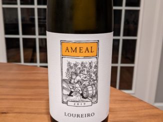 Image of a bottle of 2019 Quina do Ameal Loureiro