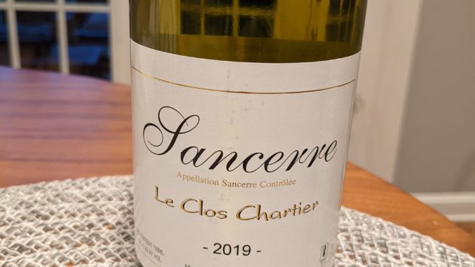 Image of a bottle of 2019 Le Clos Chartier