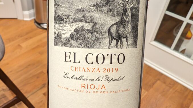 Image of a bottle of 2019 El Coto Crianza