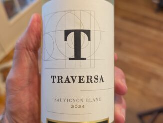 Image of a bottle of 2024 Familia Traversa Sauvignon Blanc