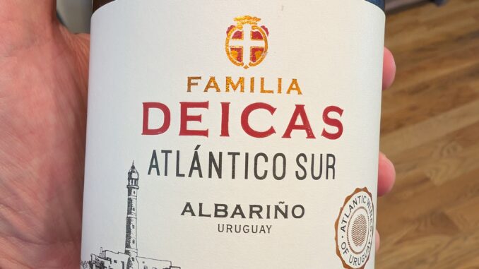 Image of a bottle of 2024 Familia Deicas Albarino